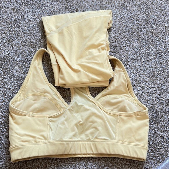 Whitney Simmons x gym shark yellow set size S - Picture 6 of 6